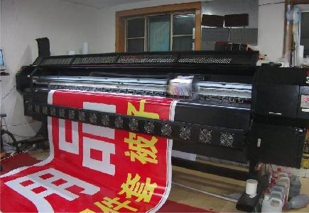 南召喷绘广告分辨率是多少？